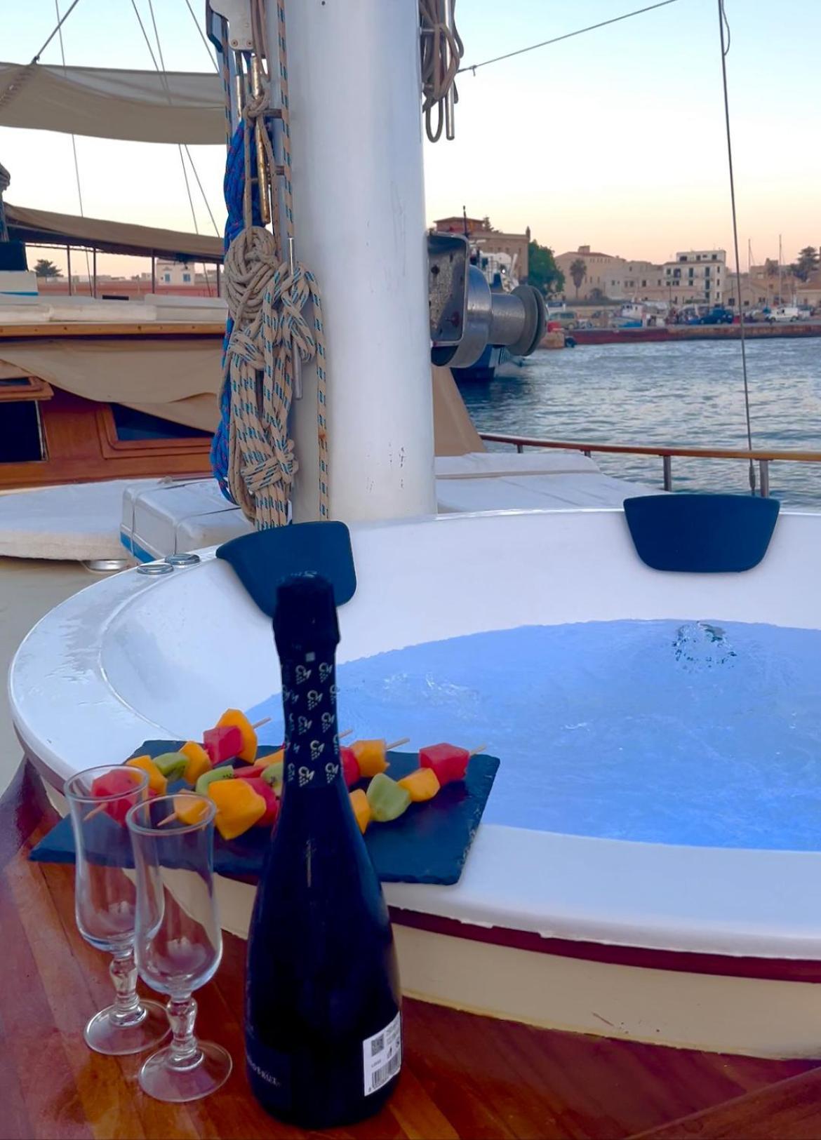Sicily Sea Charter Caicco Hande Capo Galera Palermo Eksteriør bilde