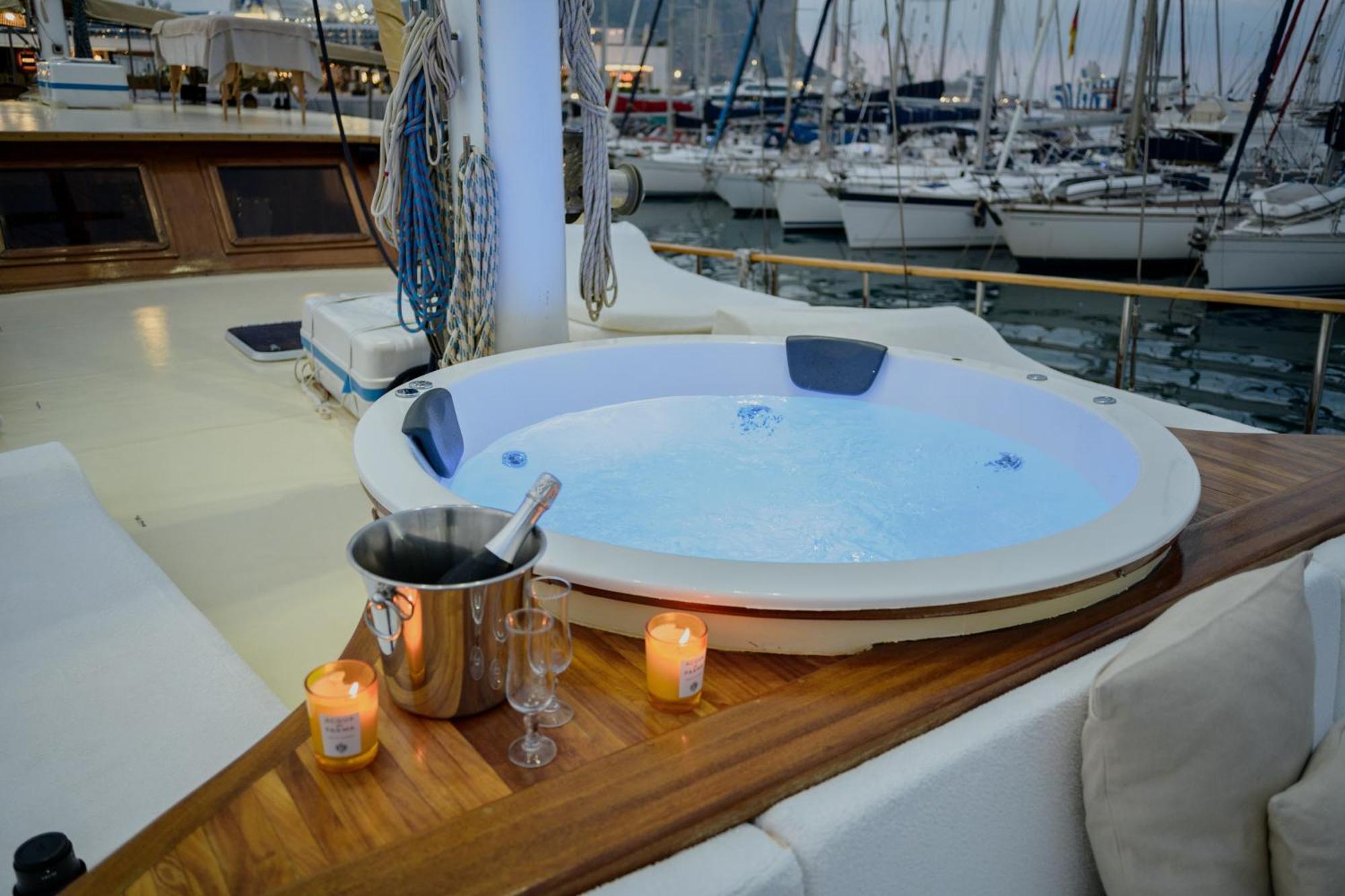 Sicily Sea Charter Caicco Hande Capo Galera Palermo Eksteriør bilde